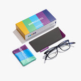 Lieferumfang der Hypreader Leo Brille in Blau mit Etui, Putztuch und nachhaltiger Verpackung in Regenbogenfarben