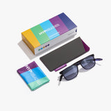 Hypreader Leo Sonnenbrille in Blau inklusive Etui, Putztuch und farbenfroher Verpackung – ideal auch als nachhaltige Geschenkidee.